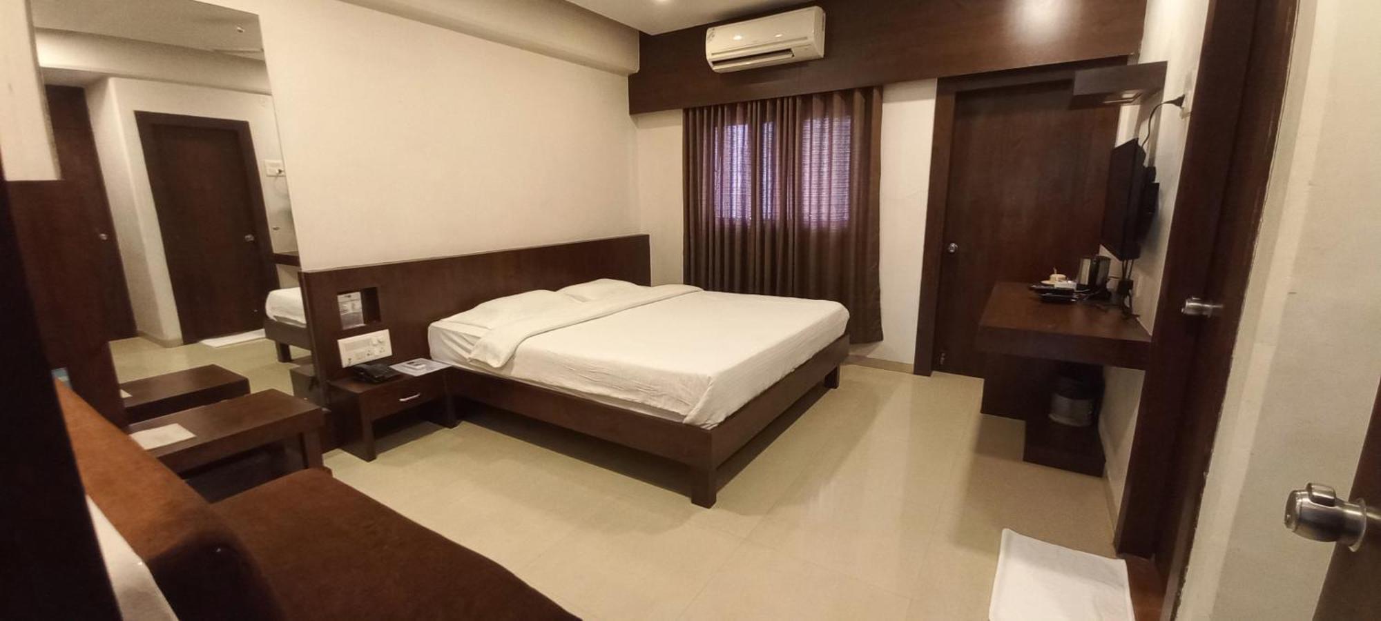 Hotel Rama Heritage Nashik Eksteriør billede